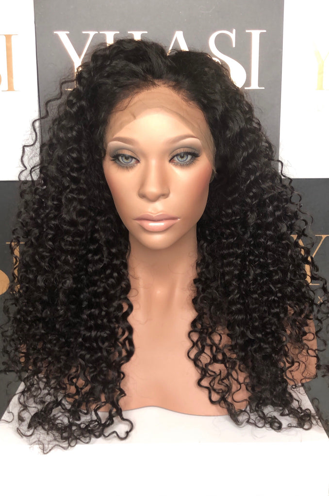 Facetune_05-04-2019-18-37-40